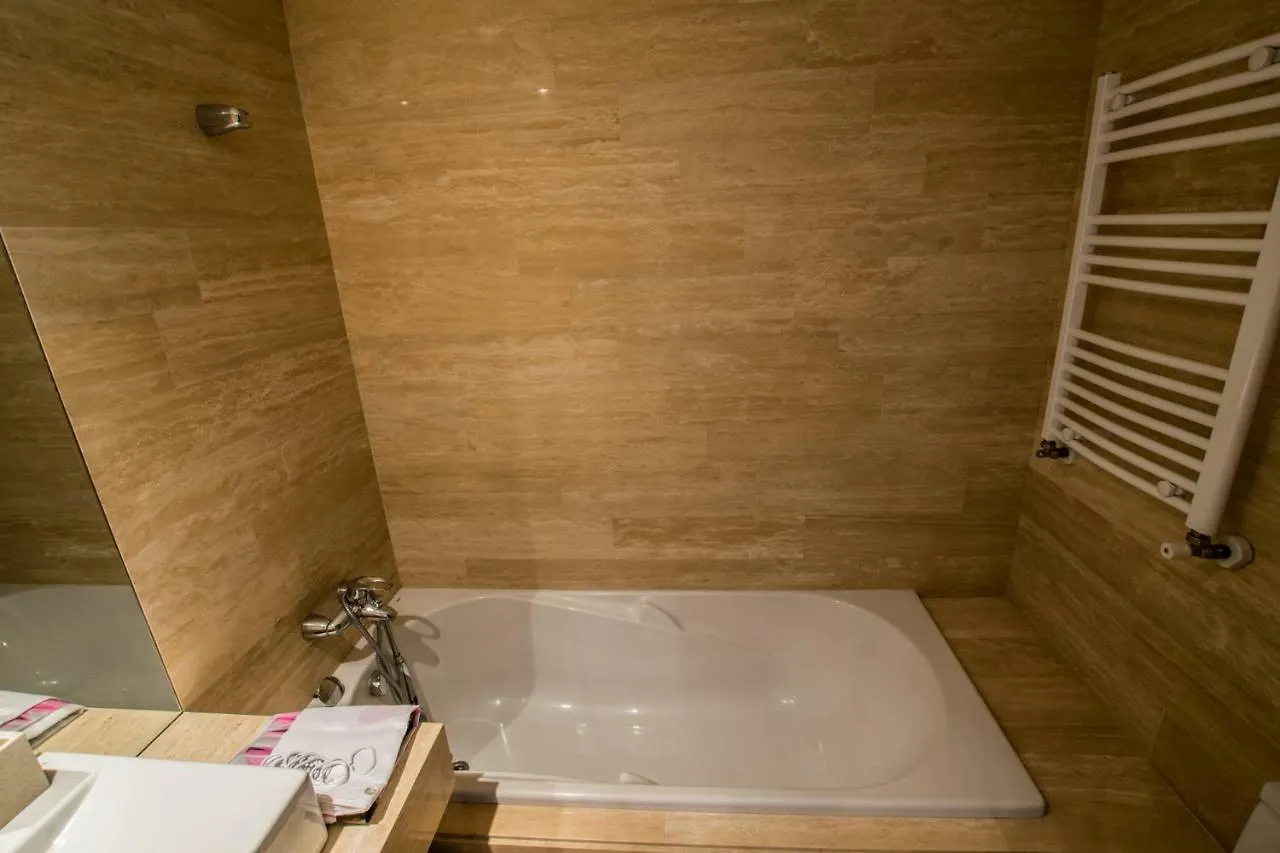 Alia Luxury Apartments Bükreş Romanya